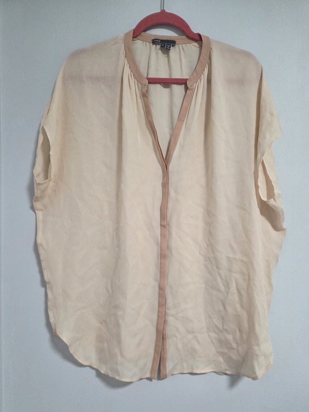 Vince Blouse Top Womens Sz L Beige Silk Sheer Chic High Low V Neck Button Front